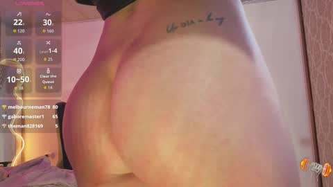 saaya_tay online show from March 29, 8:46 am