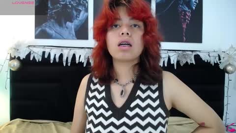 Snapshot of sabinamerchetti_ chatting on December 8, 7:11 pm Sabina Merchetti online show from December 8, 7:11 pm