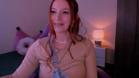 sabrina1020 online show from January 3, 11:12 pm