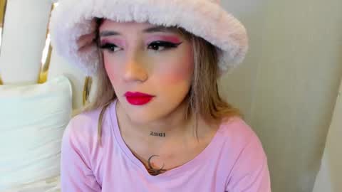 Snapshot of sabrina_cole chatting on December 18, 3:37 am . Sabrina Cole . online show from December 18, 3:37 am