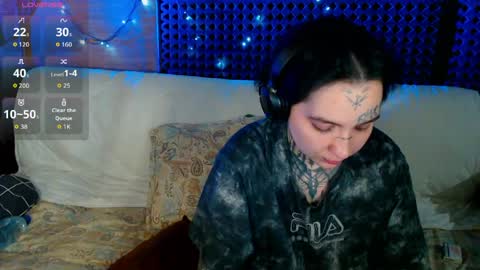 Lilith Solar online show from April 2, 10:40 pm