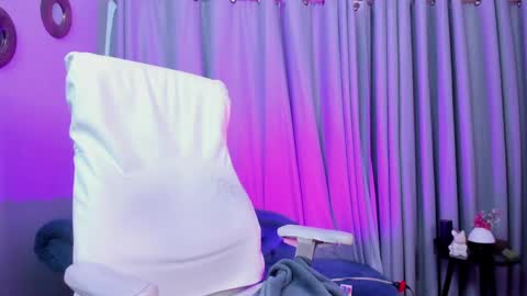 Sabrina online show from May 13, 8:42 am