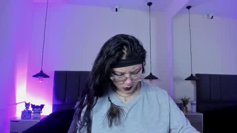 Sabrina  online show from November 7, 11:27 am