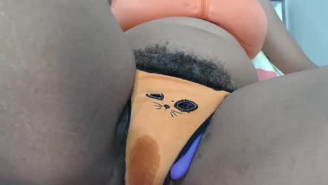 Sacha  Macgregor online show from April 12, 4:15 am