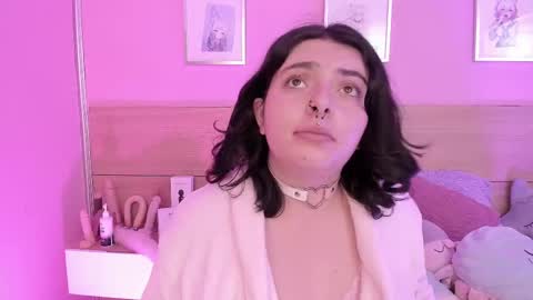 Ig  online show from March 8, 10:52 am