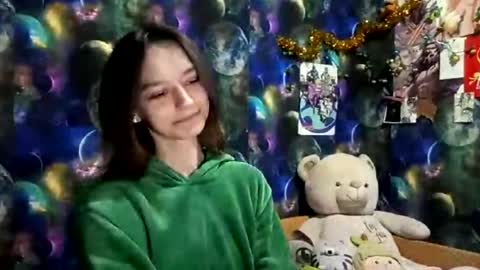 Adele online show from April 3, 8:23 am