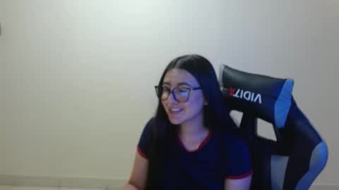 Sahaliefox  online show from February 20, 6:20 pm