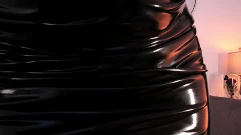 Sahara Garcia online show from November 19, 6:52 pm