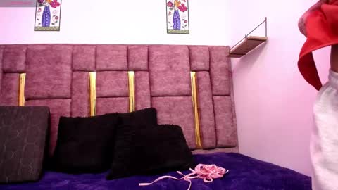 sara online show from January 6, 3:54 am