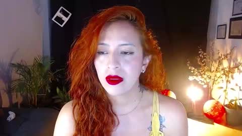 Snapshot of sahra_tayl0r_ chatting on February 15, 4:12 pm SARA online show from February 15, 4:12 pm