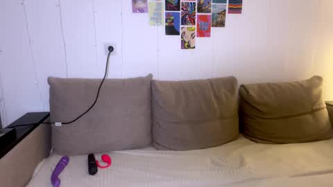 Sofia online show from February 18, 4:49 pm