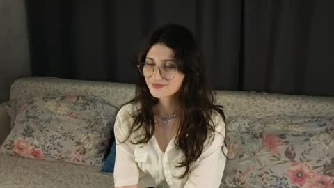 saintmental online show from April 25, 5:21 pm