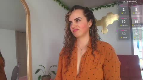 sairy_ online show from April 16, 4:28 pm