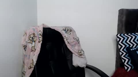 Sarah online show from November 6, 1:44 am