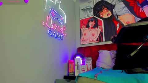 Snapshot of sallybrown_ chatting on February 5, 6:35 am miss Sally online every night from 1am to 8am  Colombia time online show from February 5, 6:35 am