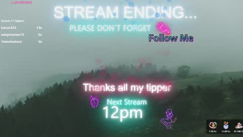 Snapshot of sallybrown_ chatting on January 5, 1:36 pm miss Sally online every night from 1am to 8am  Colombia time online show from January 5, 1:36 pm