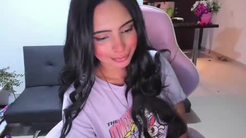 sallymaddoxx online show from December 7, 2:31 am