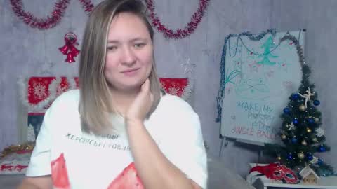 Sally online show from December 18, 8:02 pm