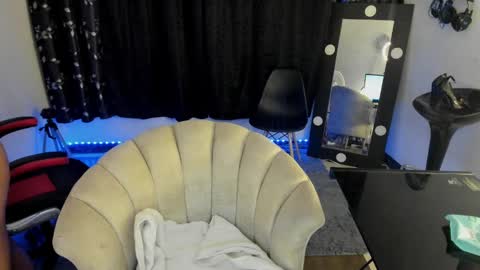 SAM online show from February 19, 3:06 am