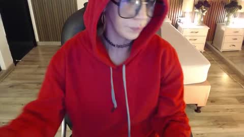 SAM MANSON online show from February 23, 12:15 pm