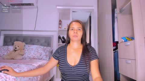 Snapshot of samanta_65 chatting on February 3, 3:09 am carolina online show from February 3, 3:09 am
