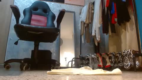 samanta online show from March 6, 11:27 am