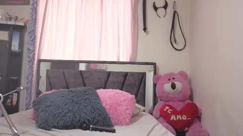 Samanta... online show from March 3, 9:43 pm