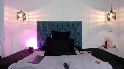 samantha_foxyy online show from June 4, 2:43 pm