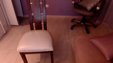 samantha_thompsoon online show from January 21, 12:07 pm