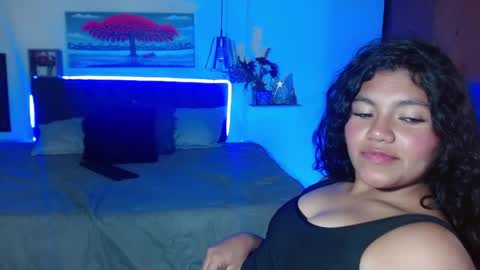 samanthaa_8_ online show from April 14, 2:28 pm