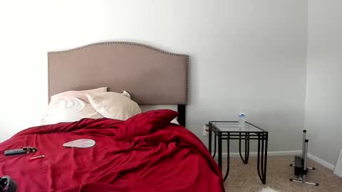 Yaya online show from September 30, 6:57 pm