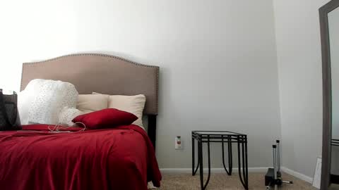 Yaya online show from September 29, 6:46 pm