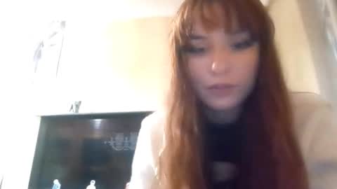 Snapshot of samiravilmont chatting on October 5, 4:34 pm Mira online show from October 5, 4:34 pm