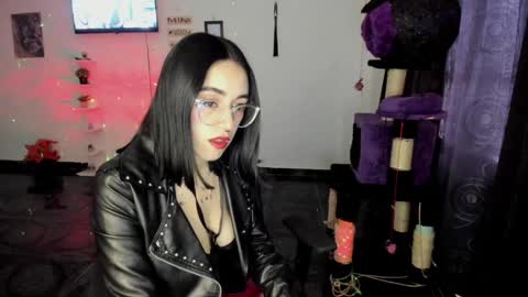 Snapshot of samismith77 chatting on January 11, 9:25 pm SARA online show from January 11, 9:25 pm