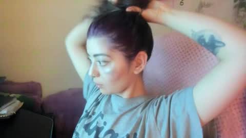   online show from January 9, 8:52 am