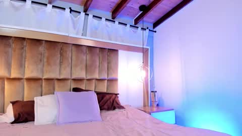 samysharky online show from February 12, 6:37 am