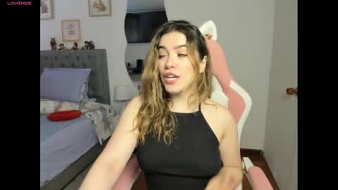 Snapshot of samysweet_8 chatting on December 18, 1:02 pm Samanta online show from December 18, 1:02 pm