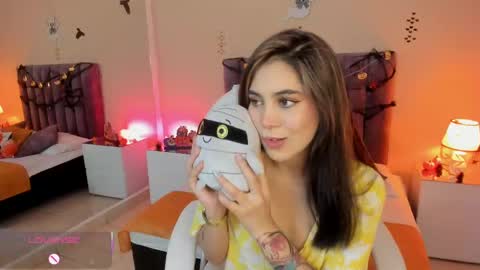 Snapshot of samyy_johnson chatting on October 3, 2:22 pm samyy_johnson online show from October 3, 2:22 pm
