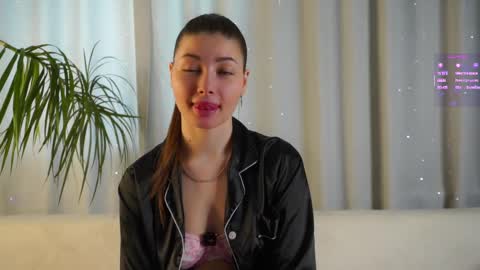 Emma  online show from March 29, 2:43 am