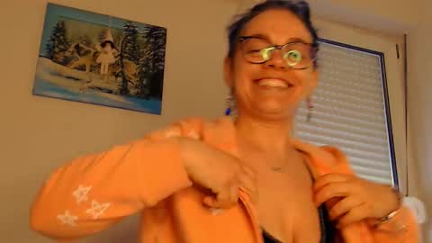 Sandra online show from February 21, 3:13 pm