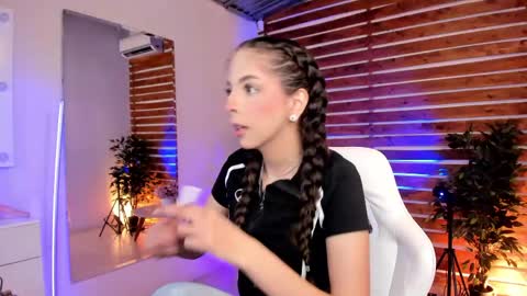 Valerin online show from April 18, 12:46 am