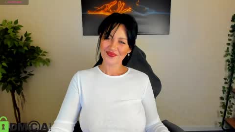 Sara online show from April 19, 8:47 am