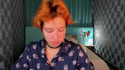 Snapshot of sara_frayy chatting on September 14, 1:25 am Sarah online show from September 14, 1:25 am