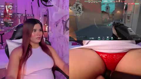 Snapshot of sara_hil chatting on October 25, 10:27 pm Sara online show from October 25, 10:27 pm