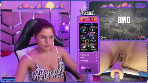 Snapshot of sara_hil chatting on January 31, 12:06 am Sara online show from January 31, 12:06 am