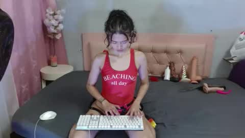 sara_jhons22 online show from January 31, 11:14 pm