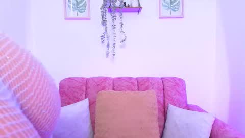 Sara Jhonson  online show from December 22, 9:31 pm