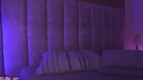 sara_lopee1 online show from March 24, 12:10 pm