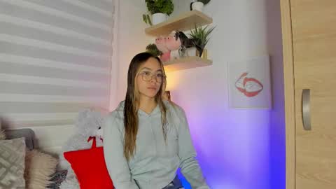   online show from March 11, 11:36 am