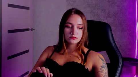 Snapshot of sara_rossse chatting on September 20, 8:40 pm Sara online show from September 20, 8:40 pm